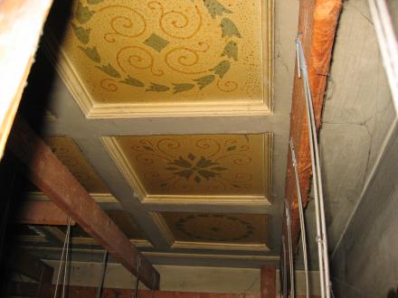 Plafondpanelen van de Franse salon